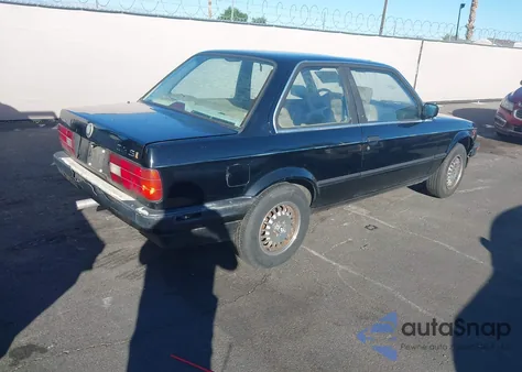 1991 BMW 325 I Automatic/Is Automatic z USA, uszkodzony, nr VIN WBAAA2314MEC55065